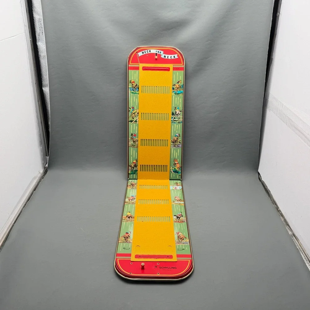 2003 Schylling Neck And Neck Steeplechase Horse Racing Board Game in Box